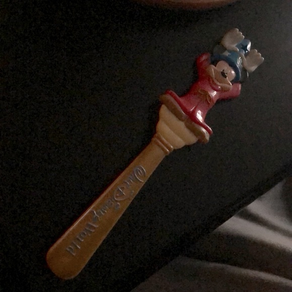 MICKEY Backscratcher - Picture 1 of 3